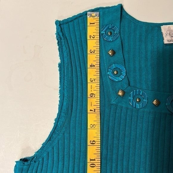 R. E. Q. Sweater Tank with Beaded Square Neck, Size 18/20W - Picture 9 of 10